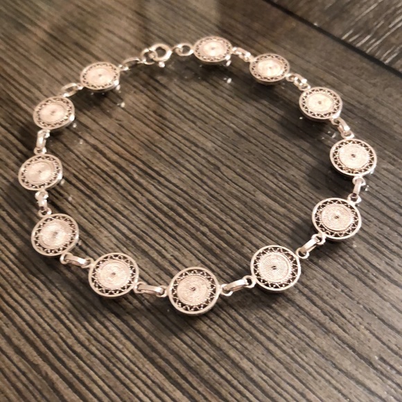 Vintage Sterling Silver Filigree Circle Bracelet, Madalia Disc Pattern - Picture 2 of 14
